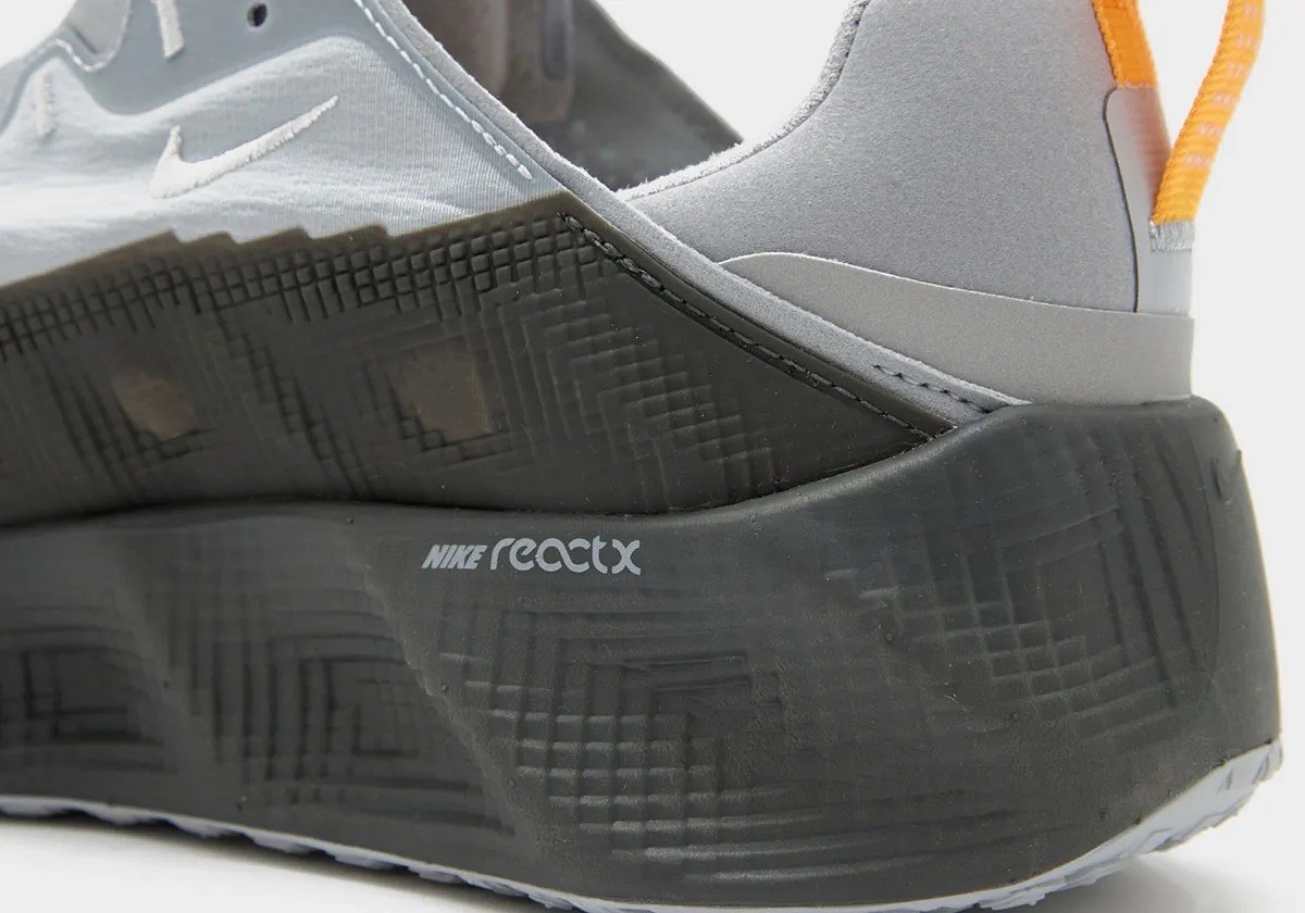 Nike Ava Rover Wolf Grey Vast Grey Sneakers Running DX4215-004 Mens Size 11.5