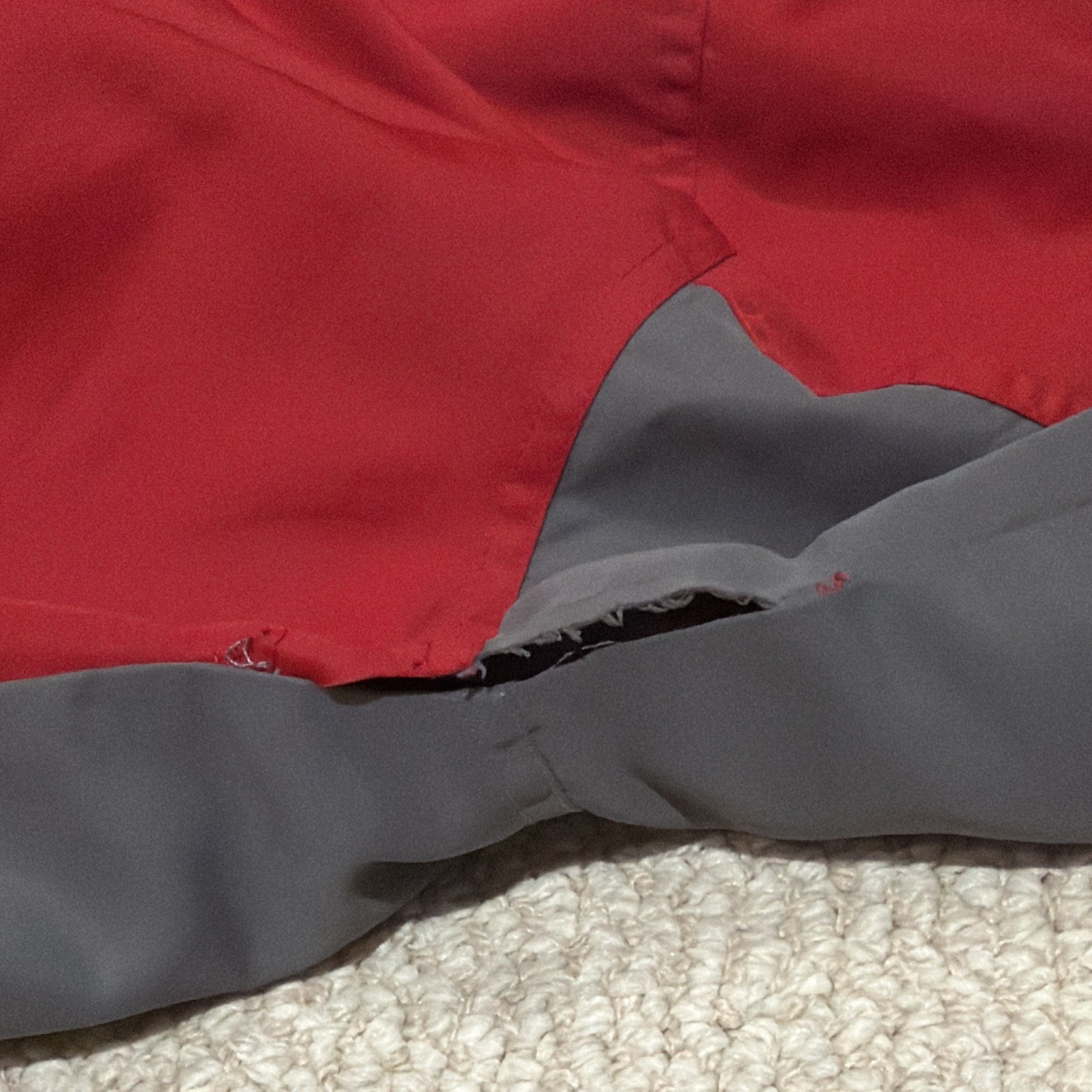 Vintage Y2K Cabela’s Men’s L Red/Gray Hooded Full Zip Jacket With Pockets