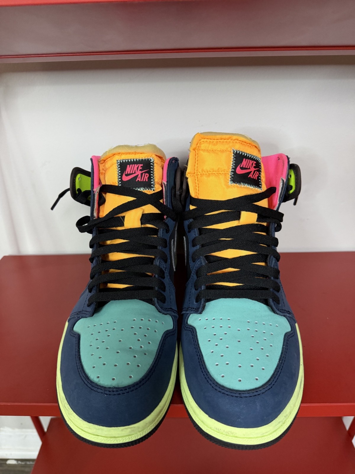 Size 11 – Jordan 1 Retro High Tokyo Bio Hack