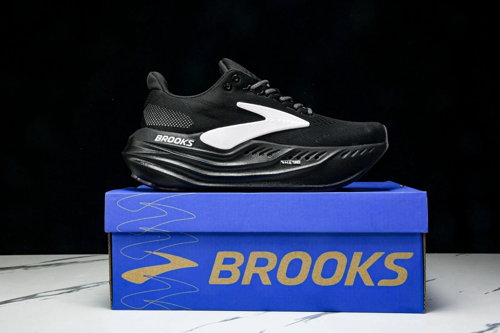 Brooks Glycerin Max Black Men size 8.5