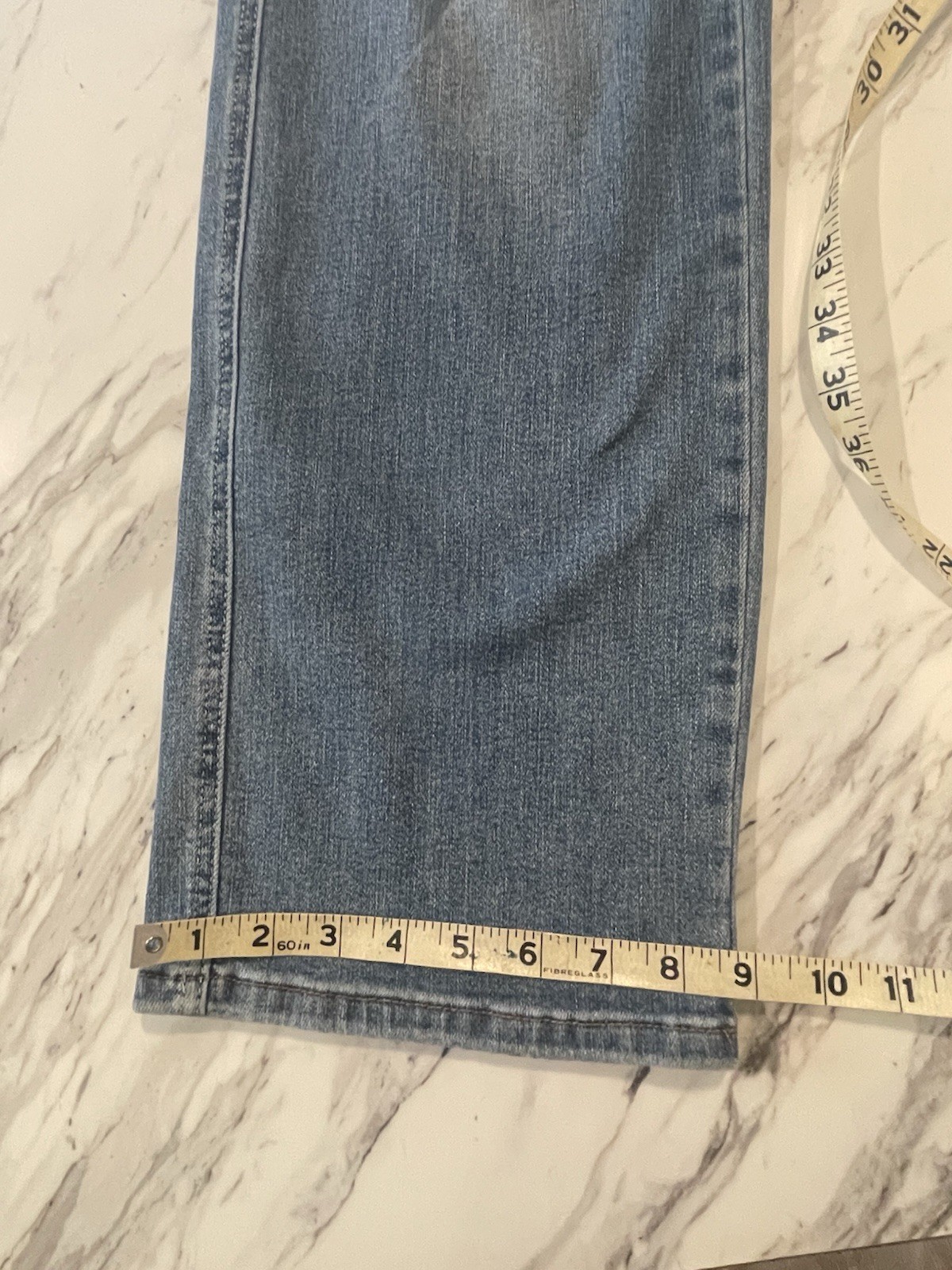 Judy Blue High Rise Straight Fit Jeans. 7/28