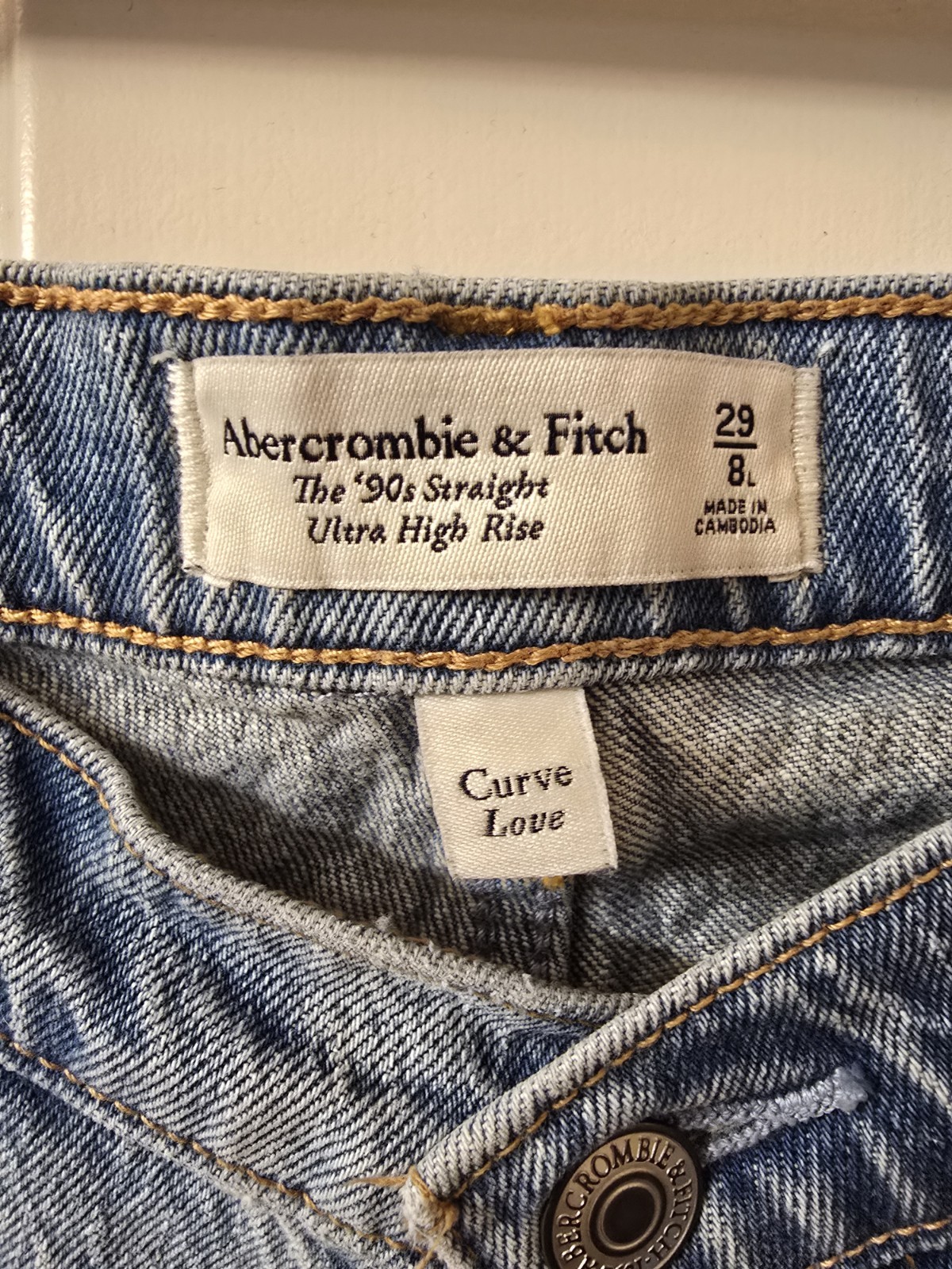Abercrombie & Fitch The 90’s Straight Ultra High Rise Curve Love Jeans Size 29 8