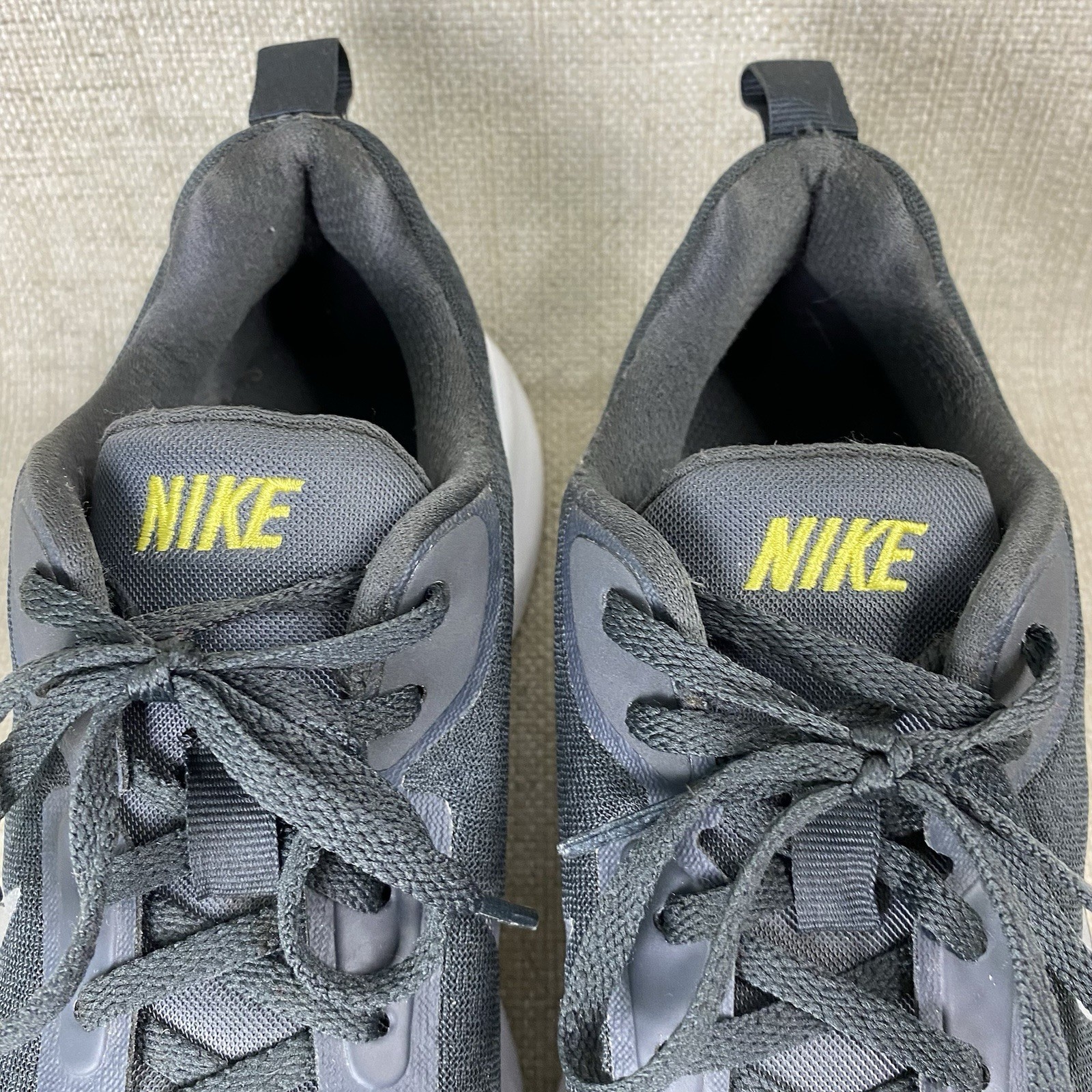 Nike Wearallday Sneakers Womens 7 Gray Mint Green Lace Up Running Shoes