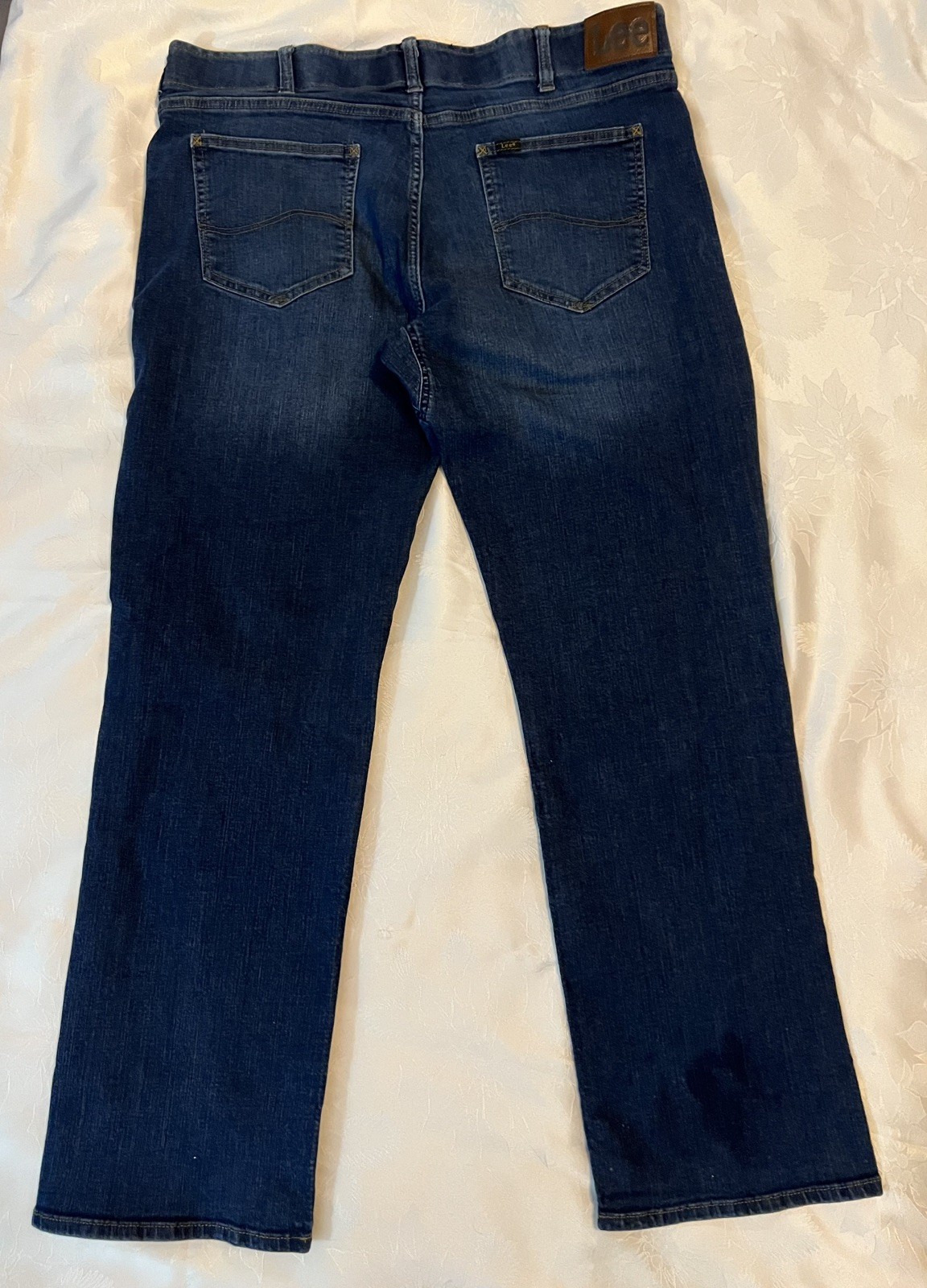 Lee Men’s Extreme Motion Regular Bootcut Flex Waistband Stretch Jean Dark 40×32