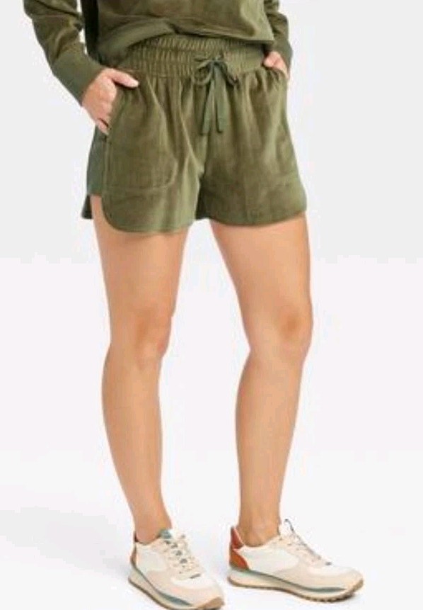 Women’s Large Mid-Rise Velour Shorts 3″ – JoyLab Olive Green