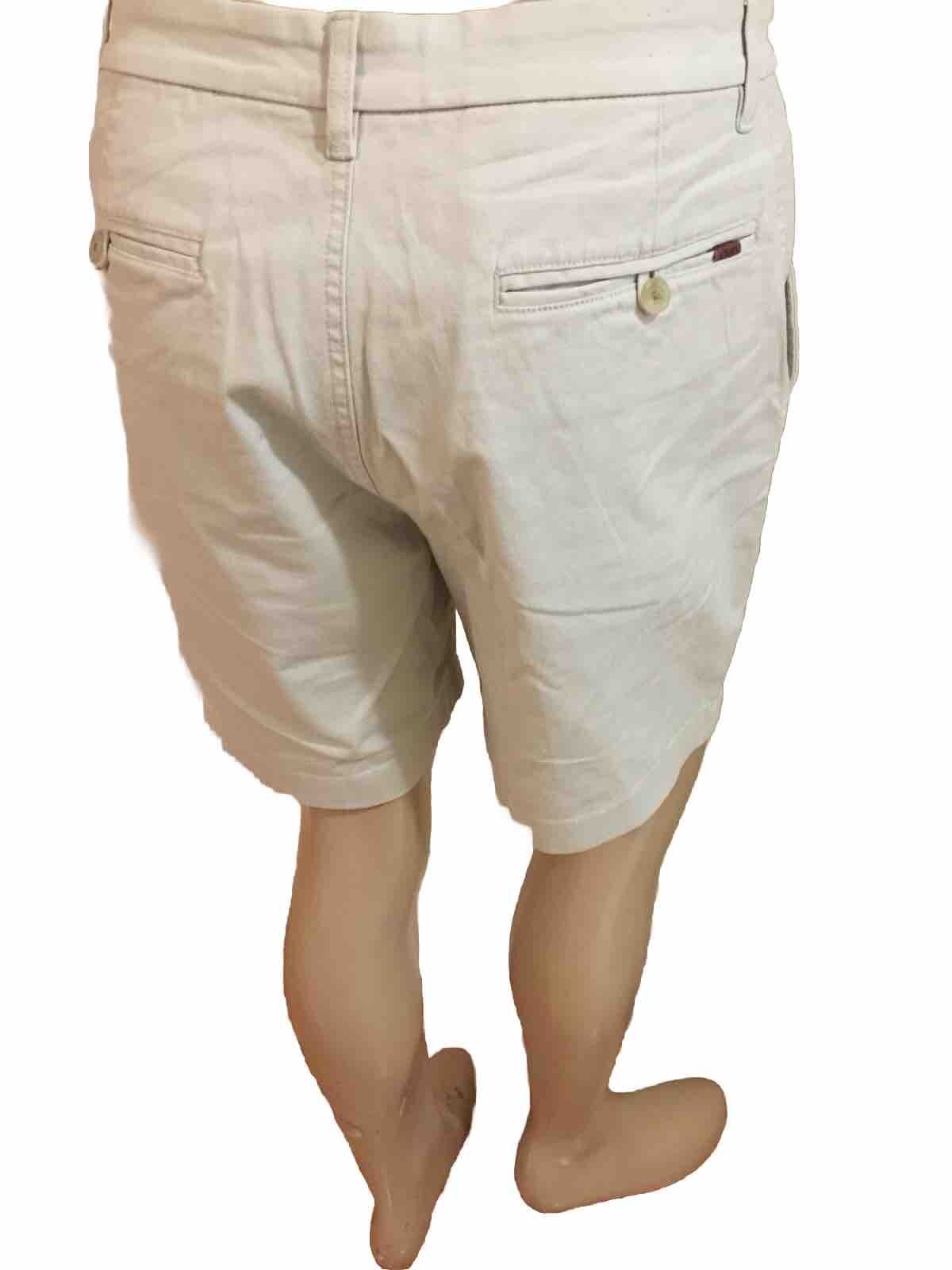 Chaps Shorts 34 W X9 Stone Light Tan Men 4 Pockets Stretch 98% Cotton 2% Elastic
