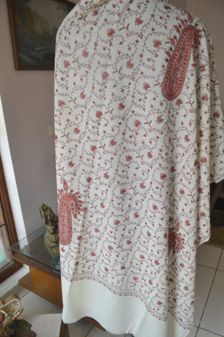 WHITE MICRO JAAL KASHMIRI HAND EMBROIDERY WEDDING SHAWL 100% CASHMERE PASHMINA