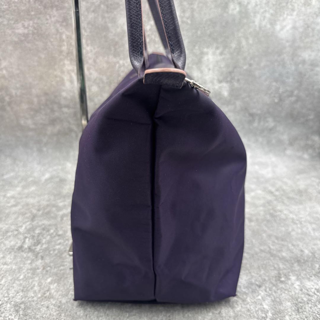 Excellent condition Longchamp Le Pliage Club L purple fits A4 size.