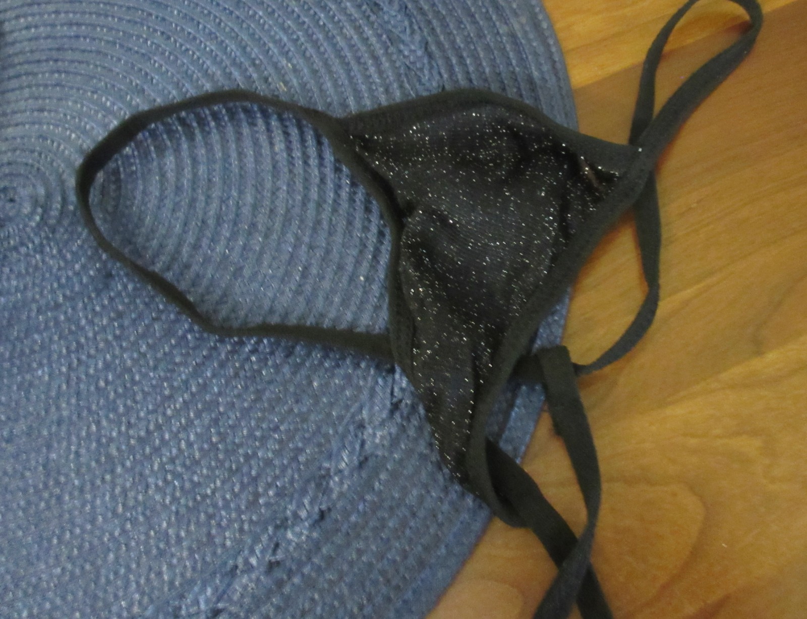 NWOT lot 4 THONGS YELLOW BLACK sparkle string COTTON assorted sizes panties