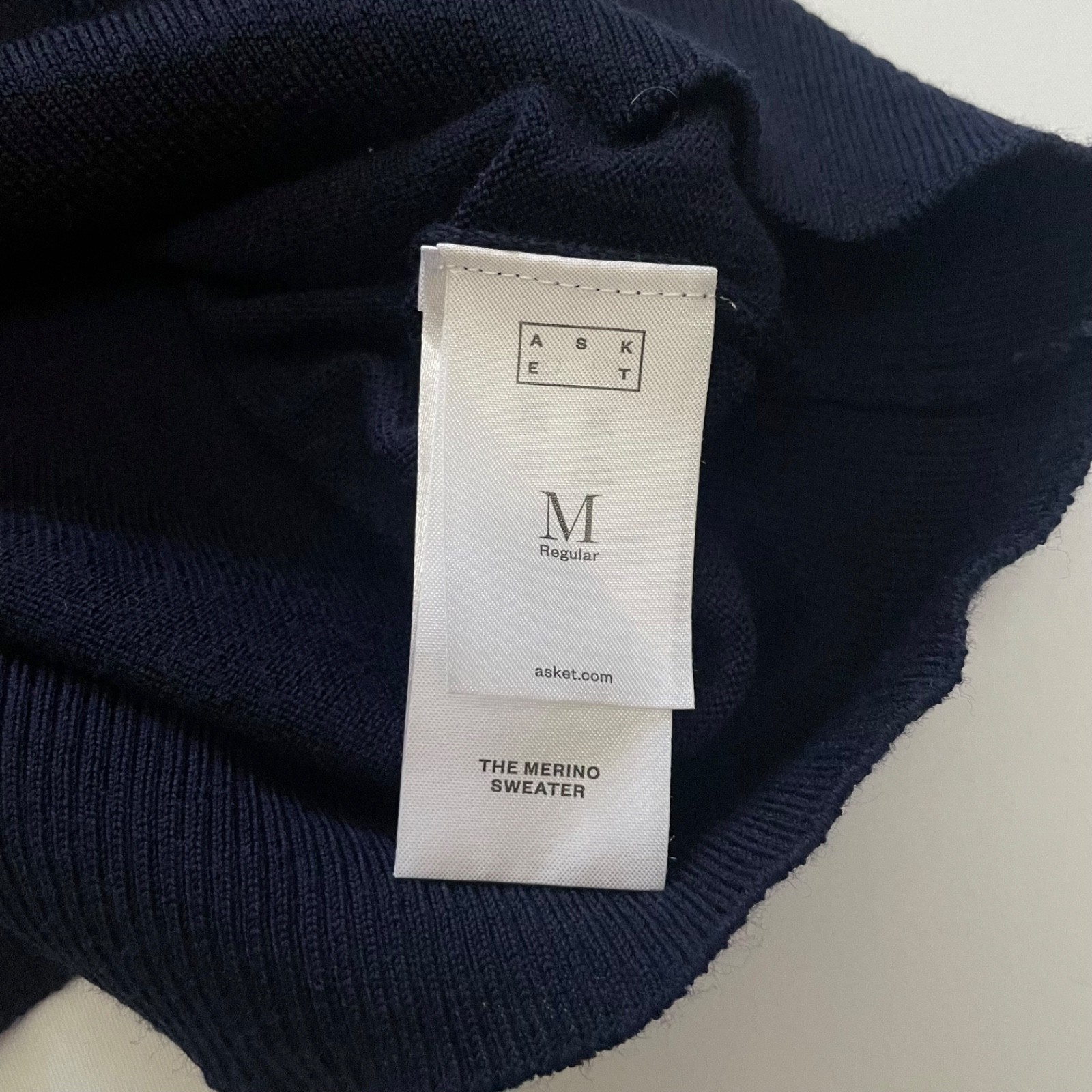 Asket Merino Wool Sweater Men’s Size M Regular Blue Made in Romania *Read