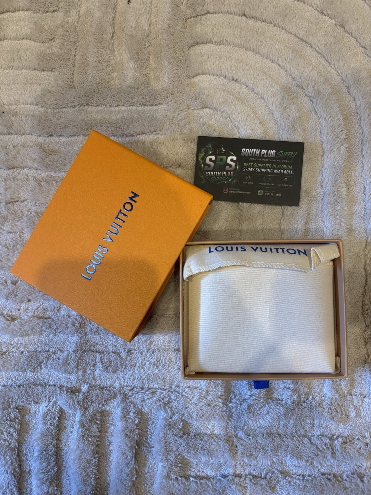 Louis Vuitton Brown Monogram Logo Bifold Wallet For Men W Box And Dust bag