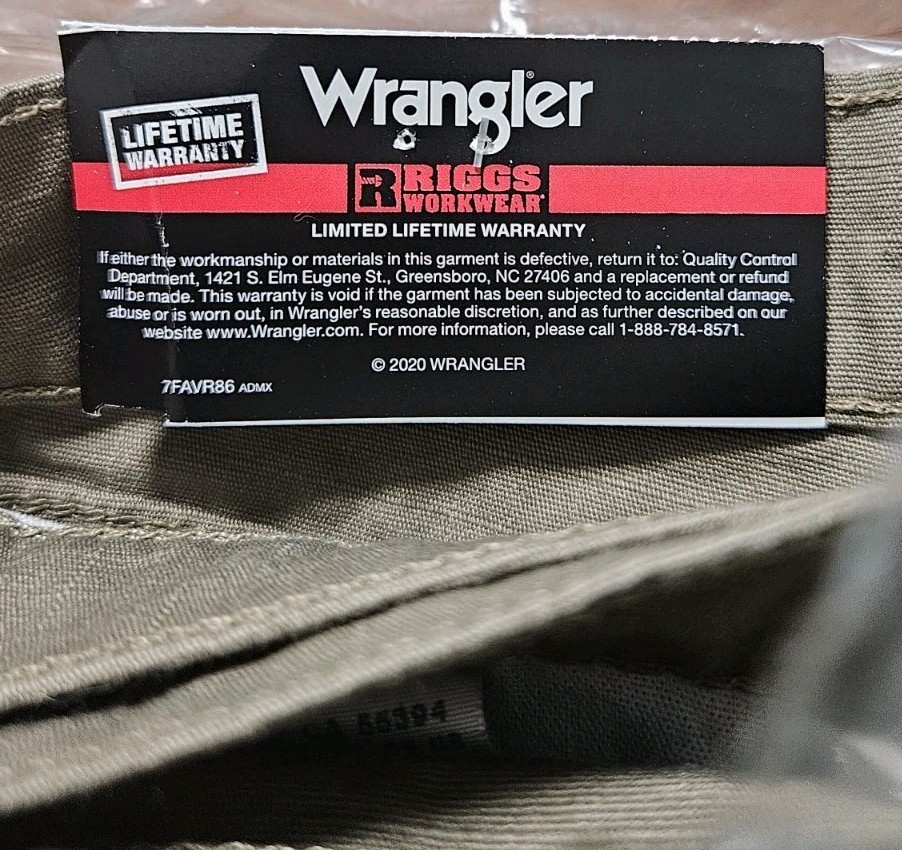 Wrangler RIGGS Workwear Men’s Ripstop Ranger/ Relax Fit 36×30 Cargo Pockets