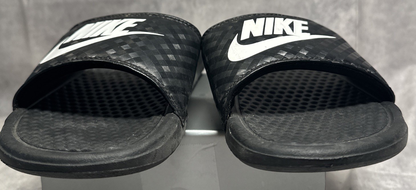 Nike Slide 343881 Women’s 8 Black