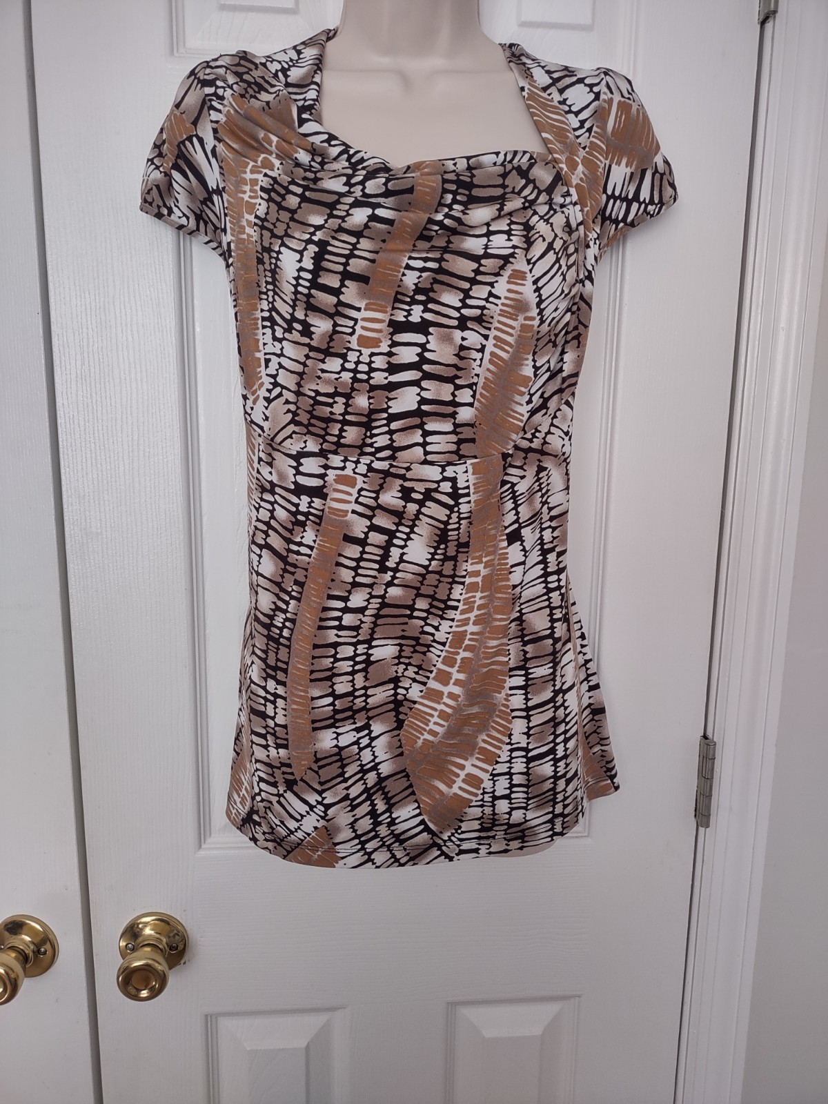 Worthington Women’s Sleeveless Top Size L, Multicolor, Ruched Neckline