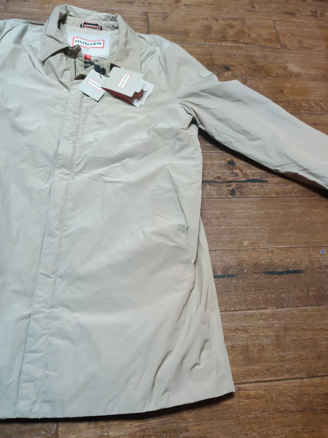 Hunter Ladies’ Rubberized Waterproof Rain Jacket MSRP $200 C23