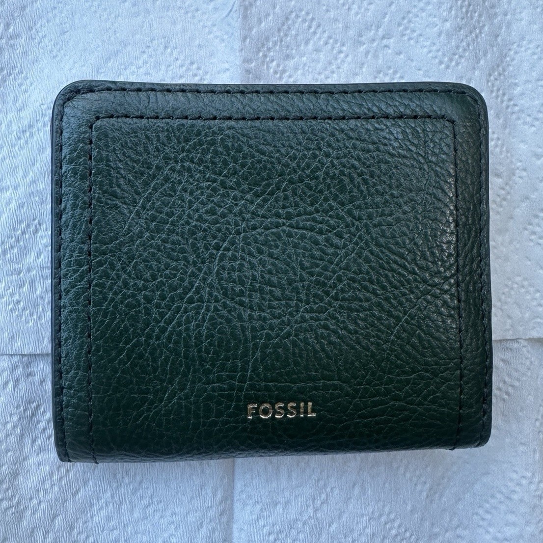 Fossil Green Bifold Wallet with Zip Pocket