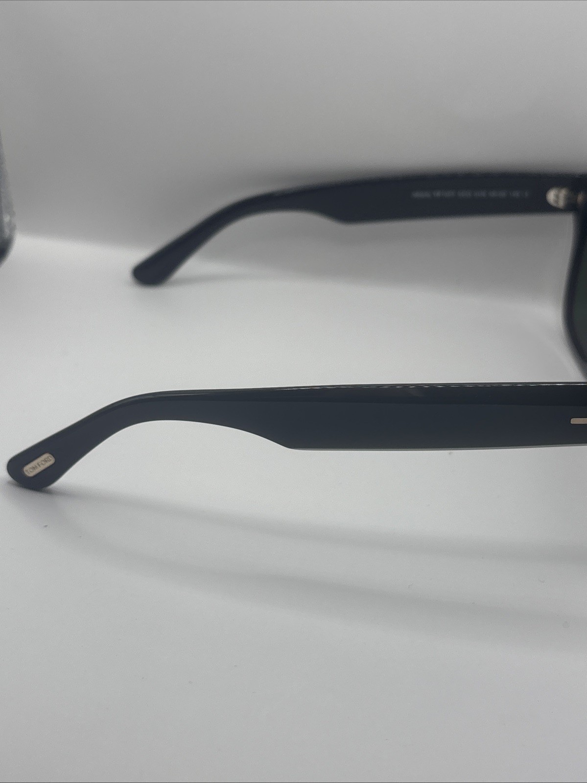 Tom Ford ALBERTO FT 1077 Shiny Black/Green (01N) Sunglasses Brand New Green Lens