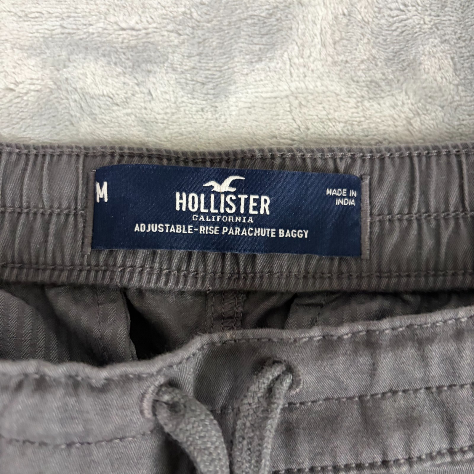 NWT Hollister Size Medium Adjustable Rise Parachute Baggy Pants Gray Cotton