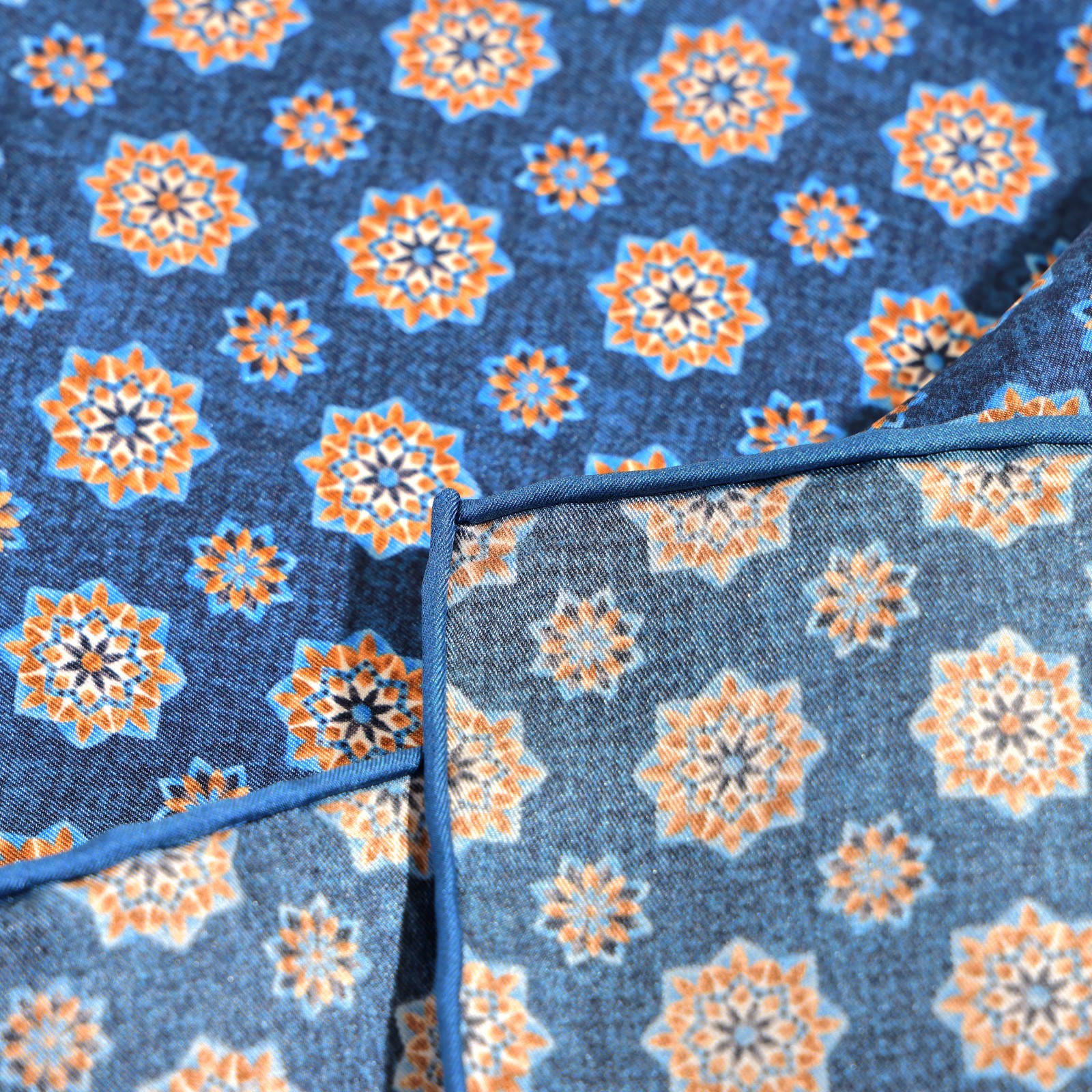 Men’s 100% Silk Blue Geometric Floral Pocket Square Scarf Hand Rolled Gift 11.8″