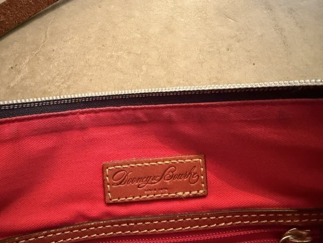 Dooney & Bourke Black & Leather Nylon Crossbody Bag Excellent