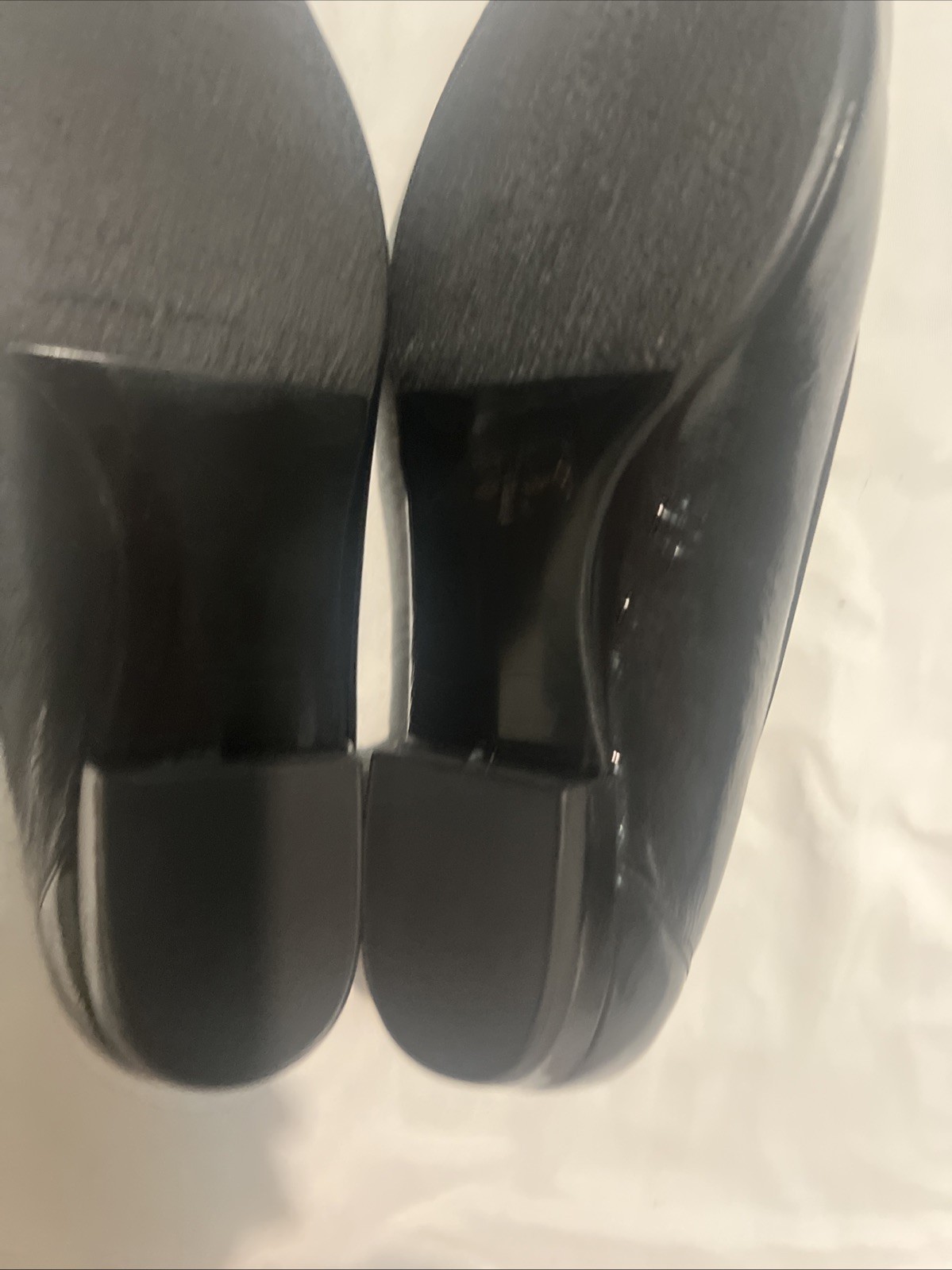 Peter Kaiser Black Patent Leather Pump With Bow Detail Size 8 New