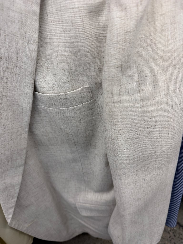 David Taylor Men’s Light Gray Blazer