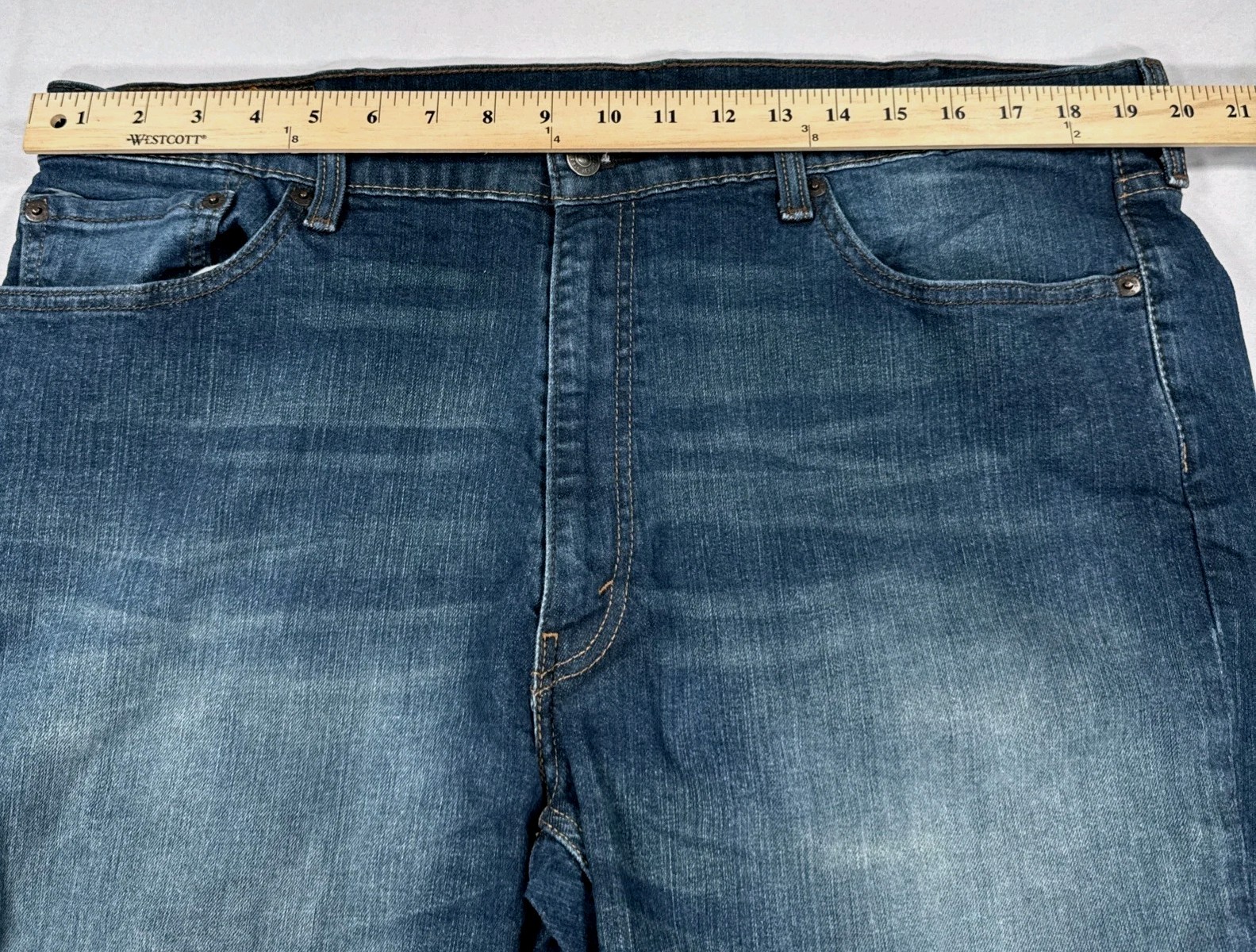 Levi’s 541 Jeans Size W40 X L32 Real Measurements Are 40×30