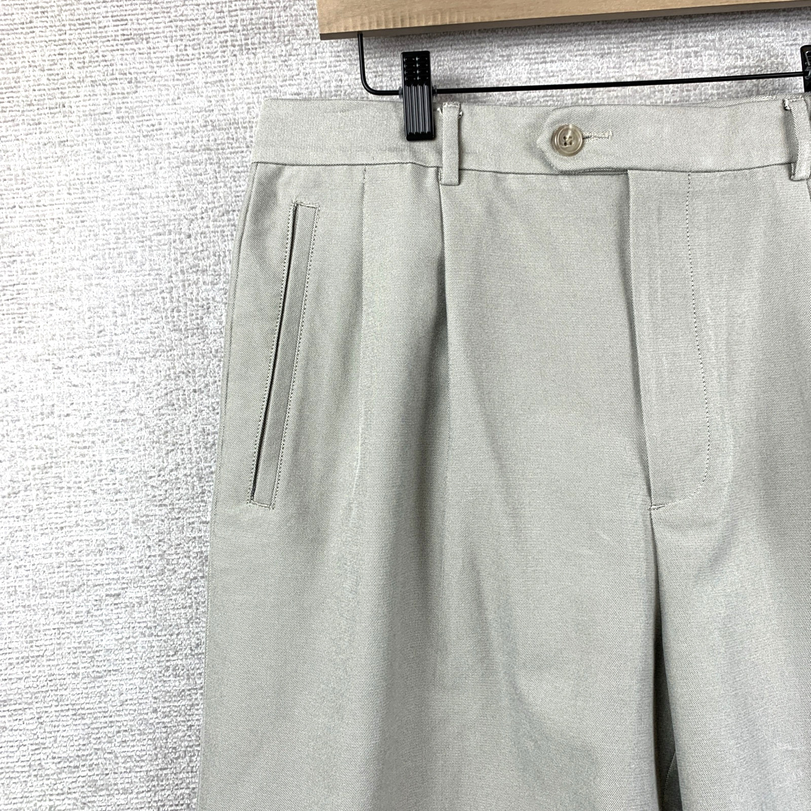 CUTTER & BUCK Chino Shorts Men’s 36 x 8.5 Gray Pleated Front Golf Classiccore