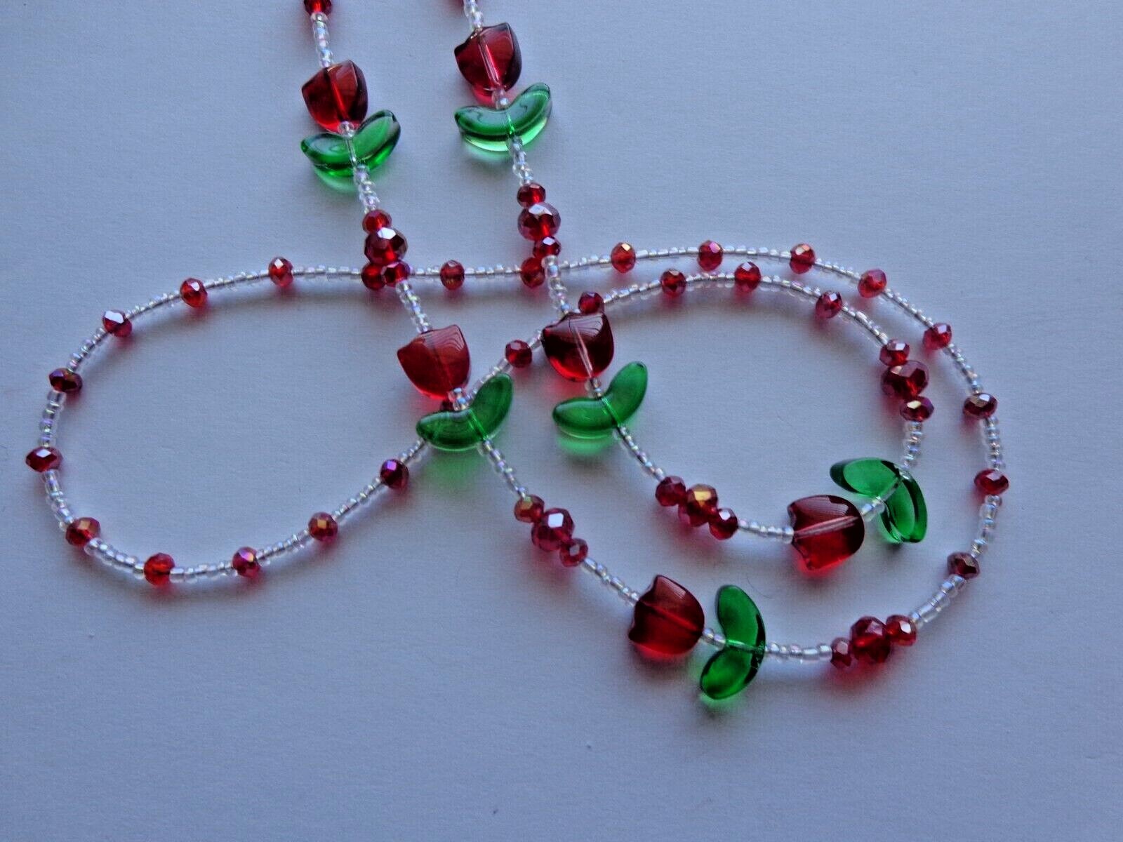 TULIP BEADS CRYSTAL BEADS EYE GLASS READING SUNGLASSES HOLDER + LOBSTER CLASPS
