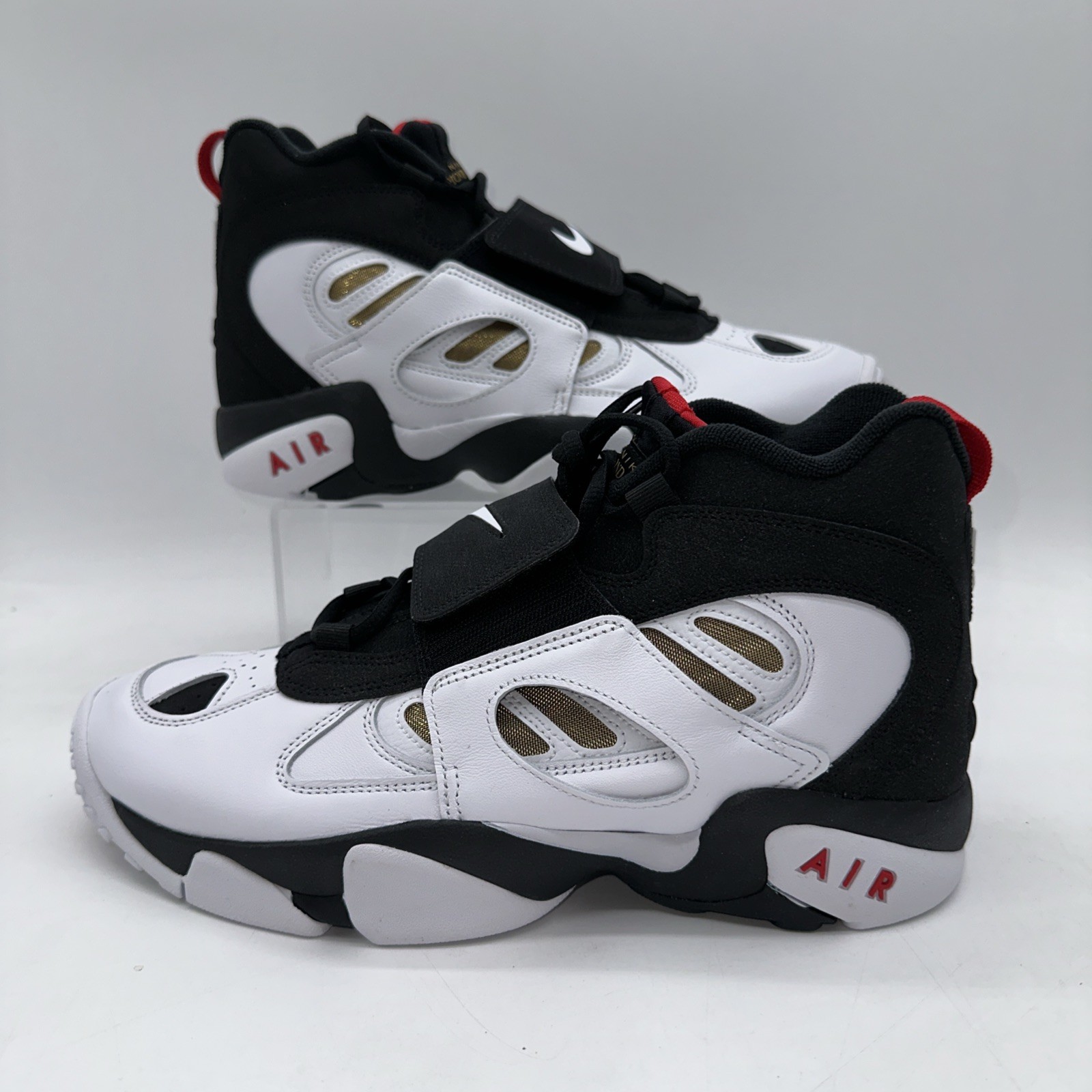 Nike Men’s Size 11.5 Air Diamond Turf II (II7080 001) Black/White Basketball