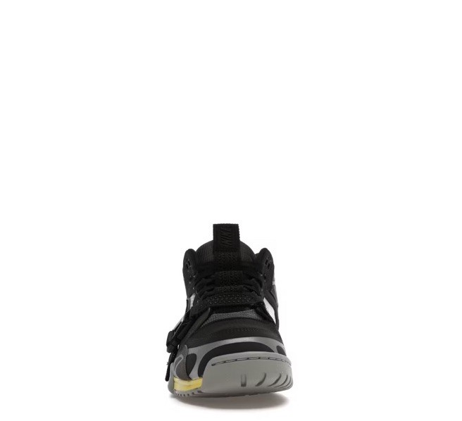 Nike Black Gray Yellow Mid Top Men’s Athletic Sneaker Basketball Casual