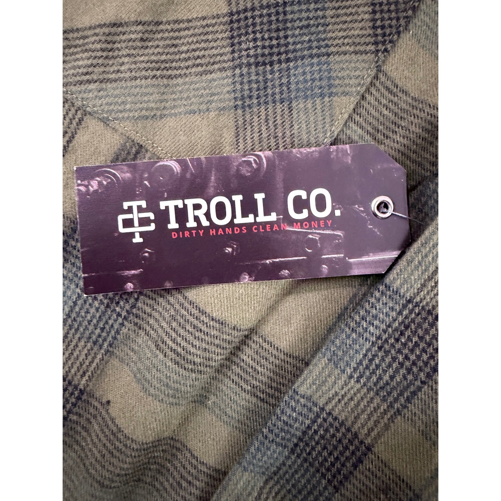 Troll Co Amperage Flannel Shirt Men Size XL Olive Green Plaid Snap Button up New