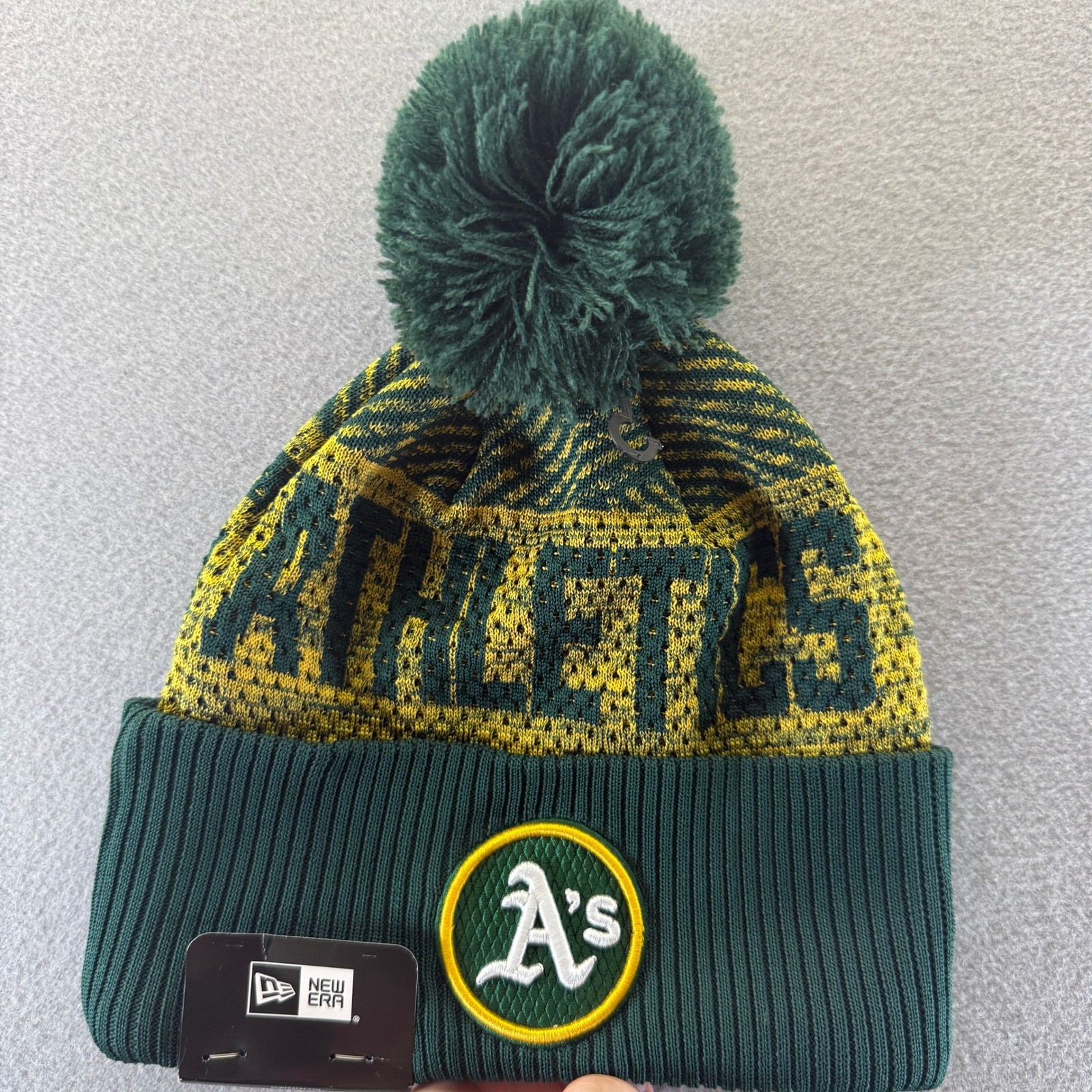 New Era Oakland Athletics MLB Sport Knit Beanie Pom Hat Green Gold 60079982 OSFM