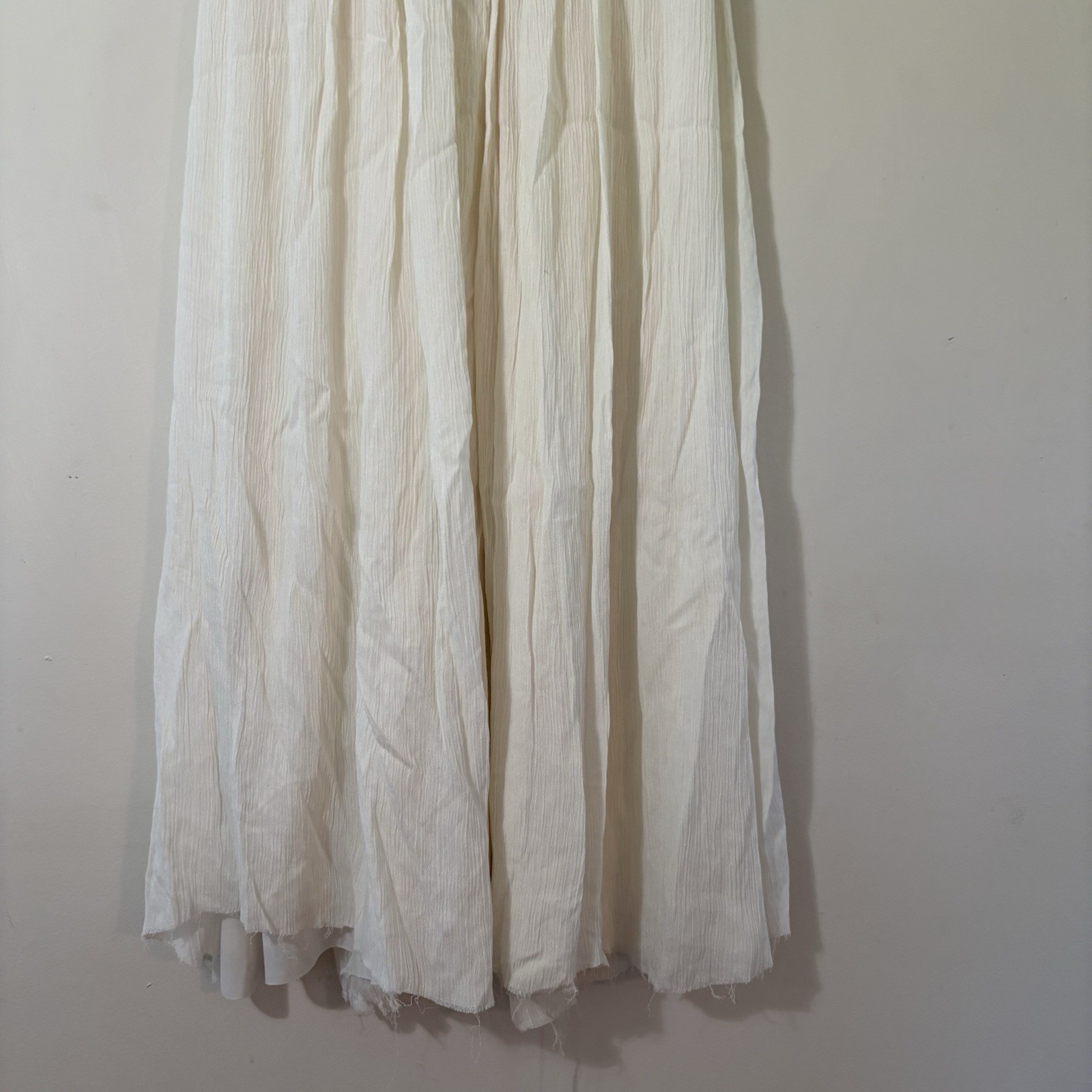 Lulus Women’s XS White Lace V-Neck Spaghetti Strap Sleeveless Maxi Dress