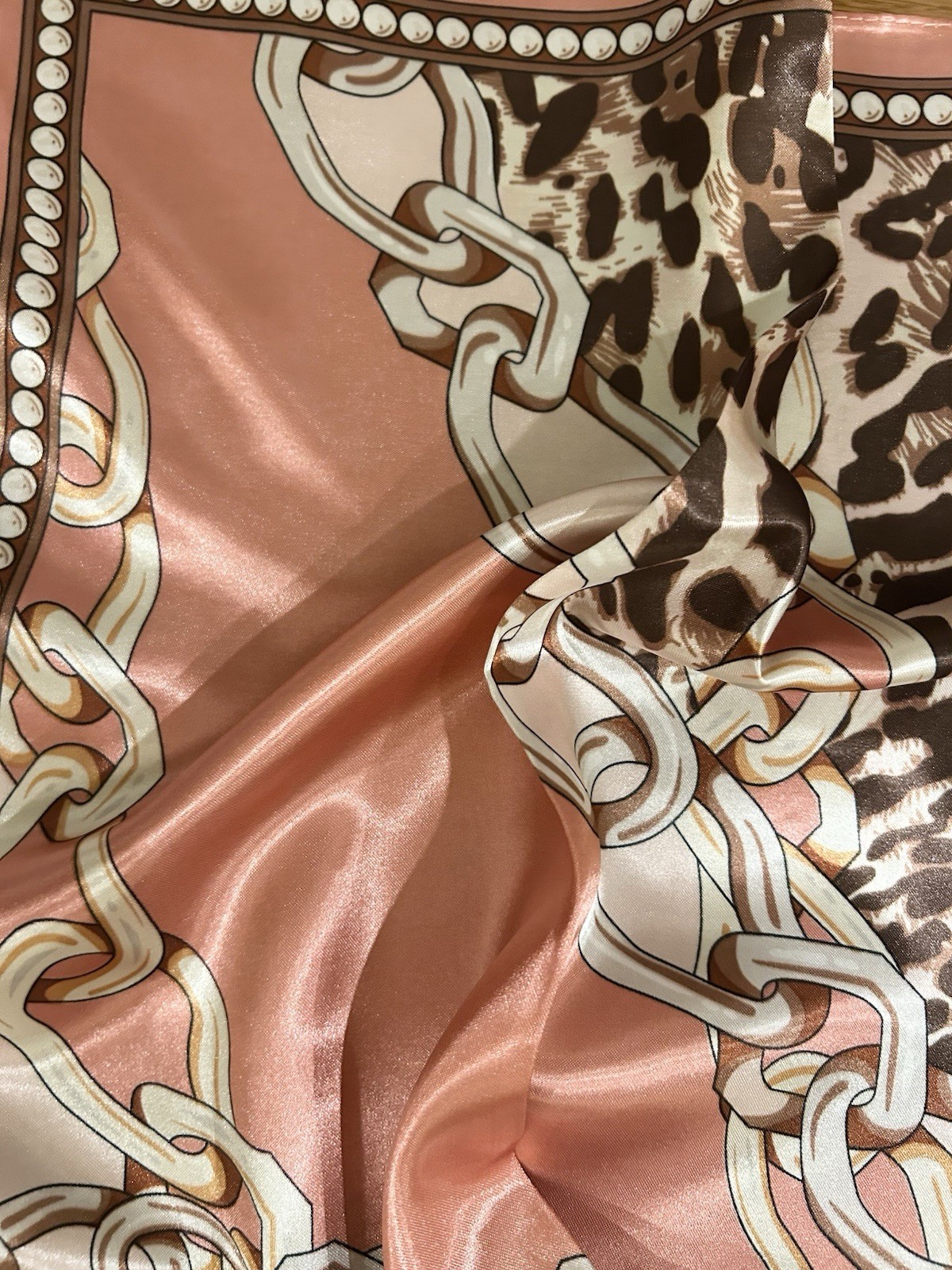 CLASSIC Leopard&chain Print pink SQUAR SILKY SCARF hand rolled edges 35/35