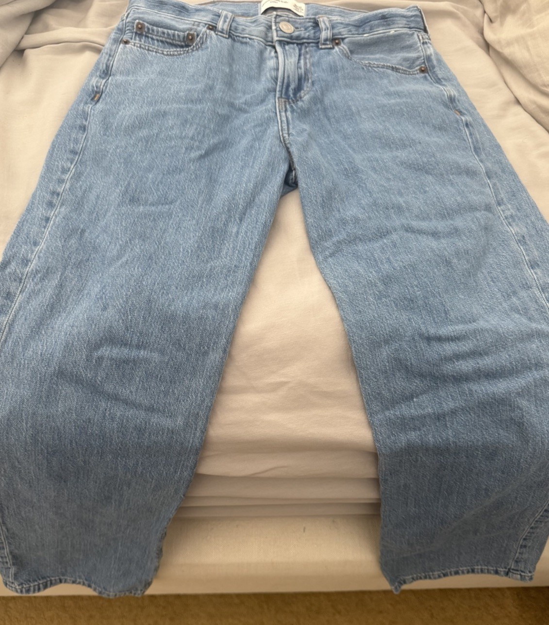 Abercrombie Kids Boys Baggy Light Wash Blue Denim Jeans 11/12 Button