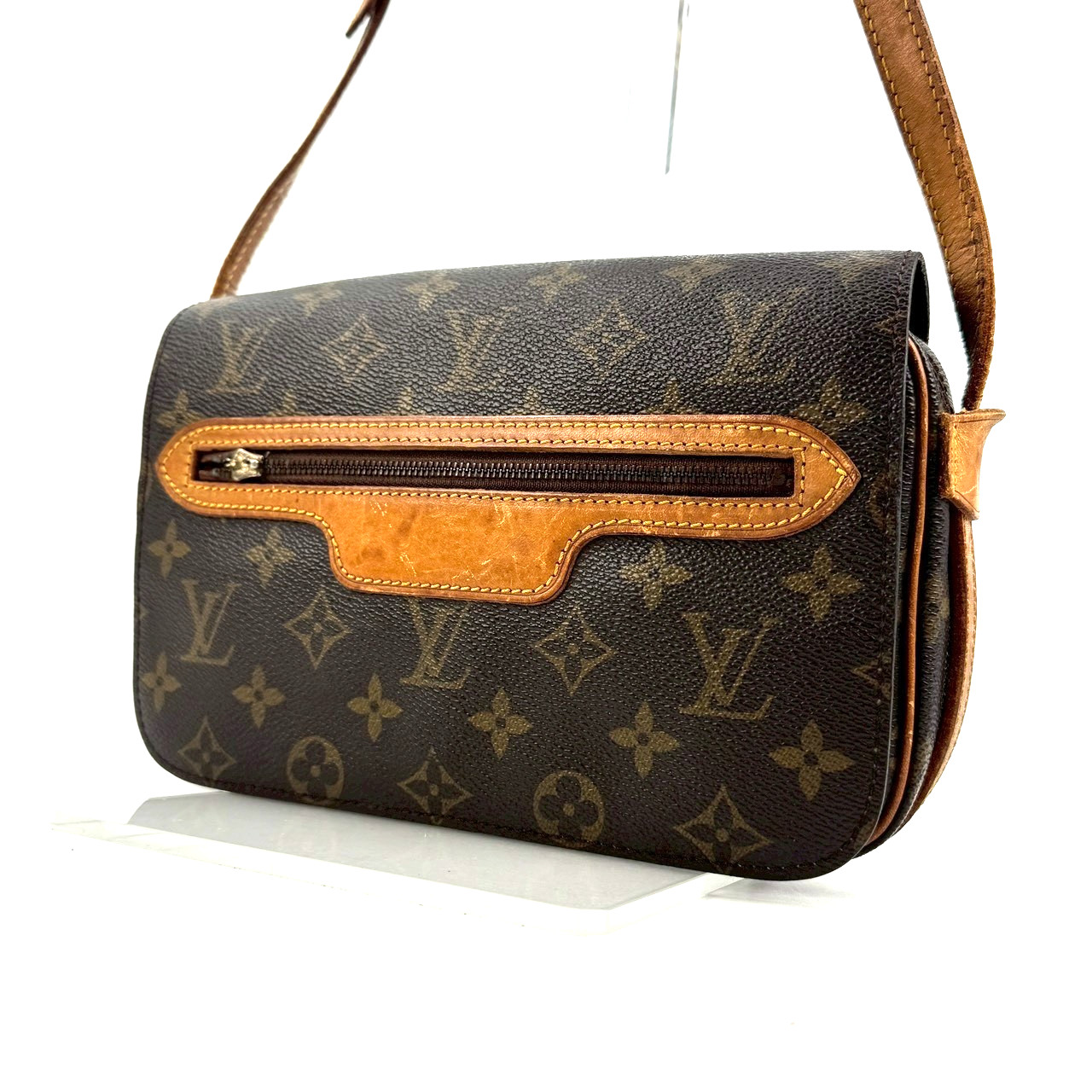 Louis Vuitton Saint Germain shoulder bag Leather Monogram LV Authentic