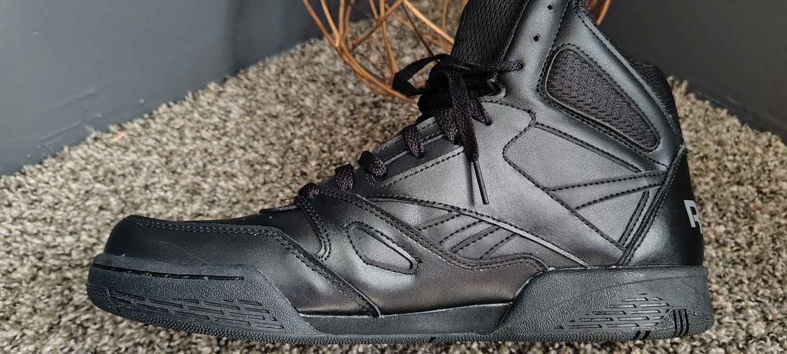 Reebok Royal Flag Mens Mid Top Basketball Sneakers All Black Leather Shoes