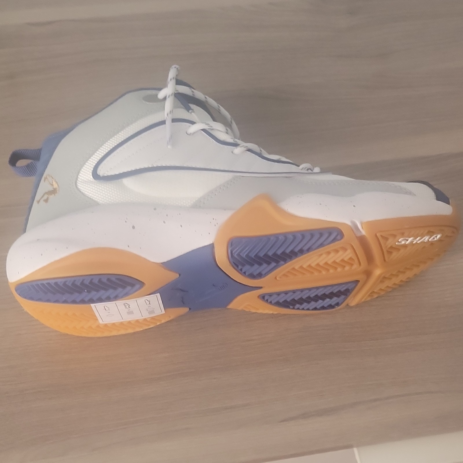 Shaq Speed Demon Mid Men’s White/Blue/Orange Sneaker AQ65015MWS