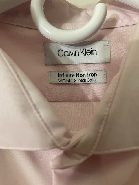 Calvin Klein Infinite Non-Iron Slim Fit Dress Shirt Size 16 1/2-34/35 (Pink)