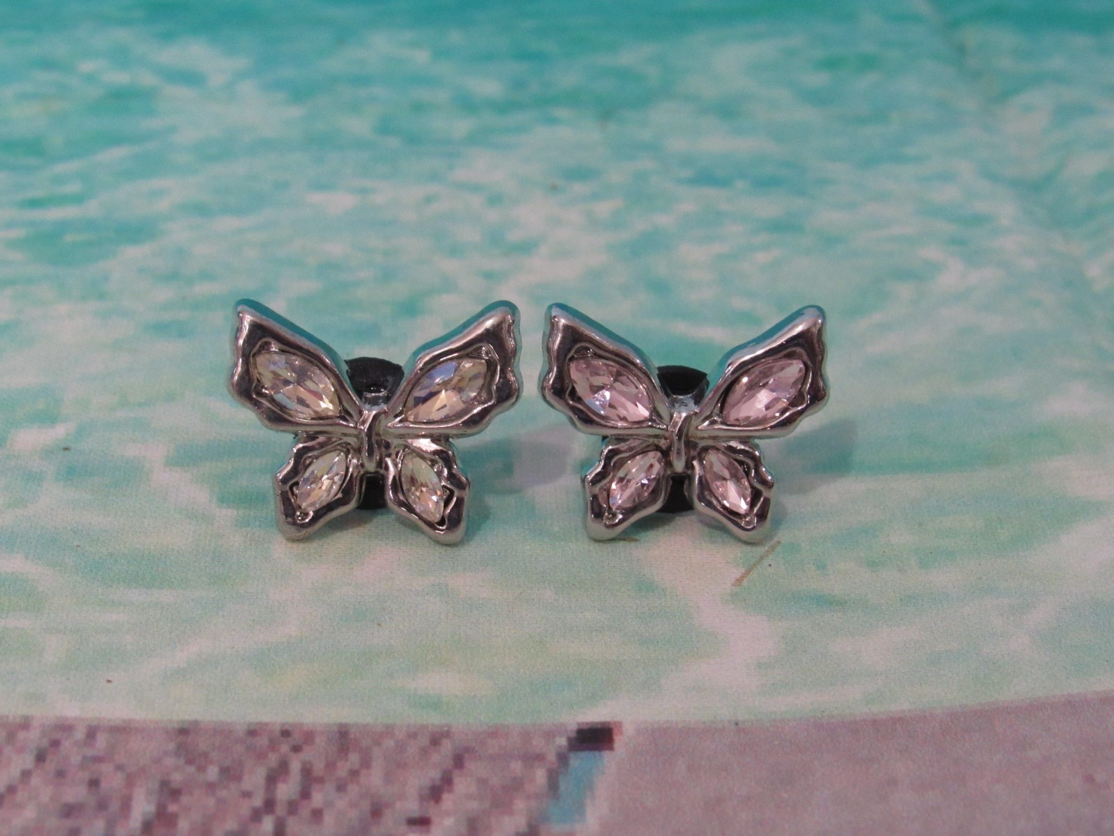 1PCS Hair Clips Tone Butterfly Hair Clips 1 w/ Pink & 1 w/ Yellow Rhinestones