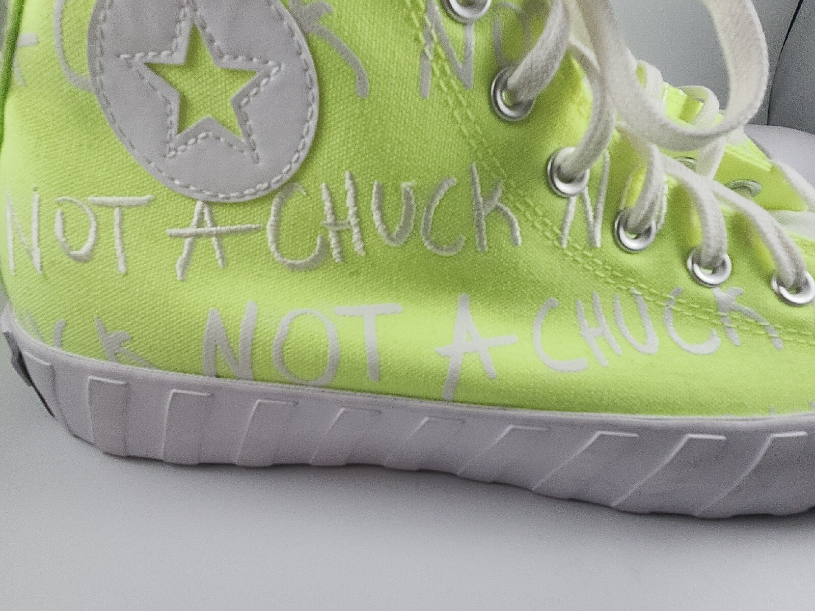 Converse Hi-Vis Not A Chuck High Green 2020 – 169450C – Size 10.5 High Tops