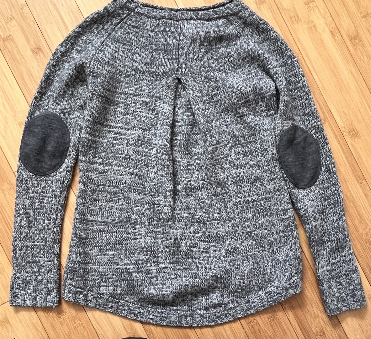 EUC! XS Horny Toad & CO Marlevelous Pullover Sweater Jumper Gray Bk Elbow Pads