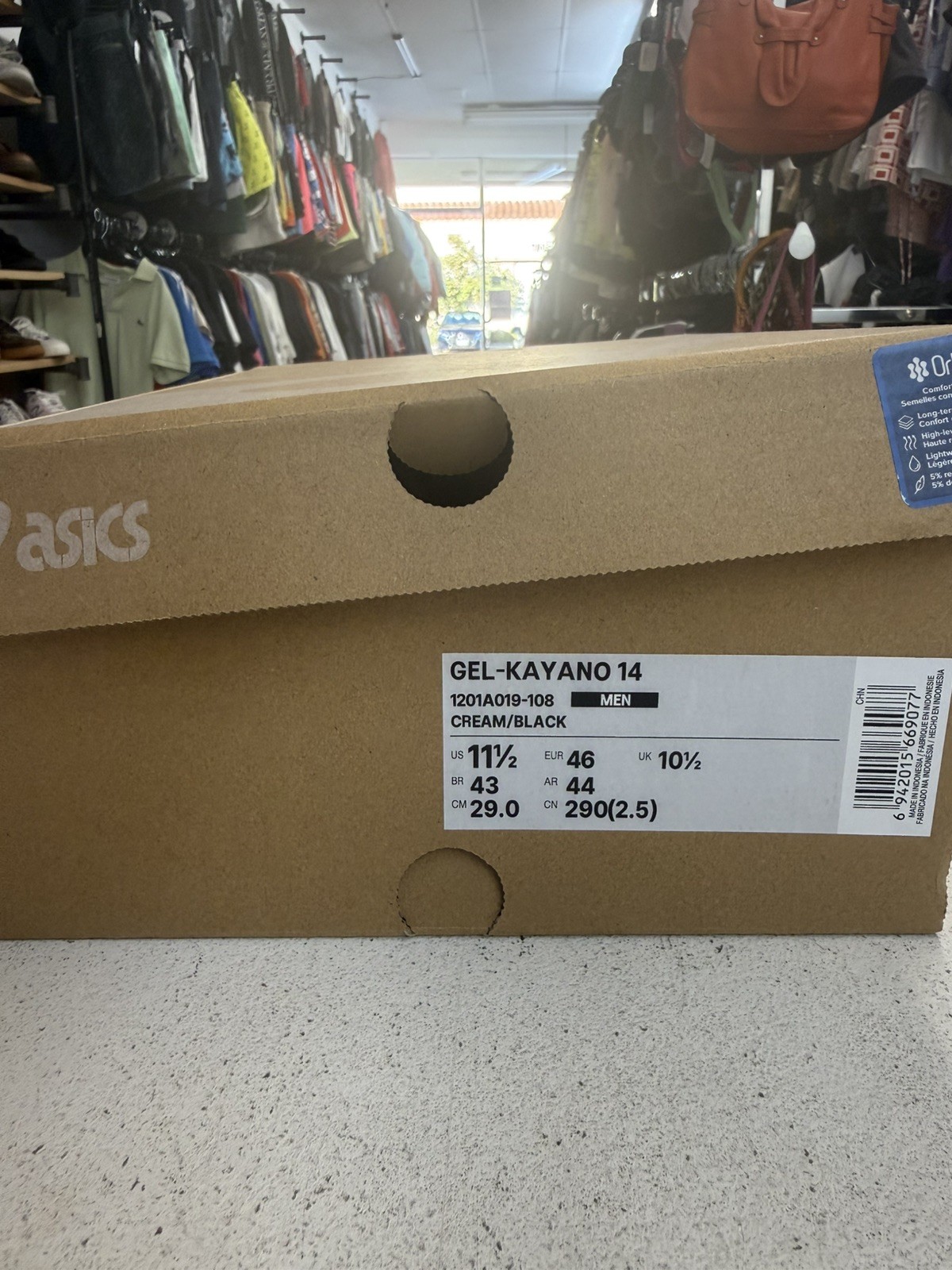 Asics Gel Kayano 14 Silver Cream-Very Clean-Size 11.5