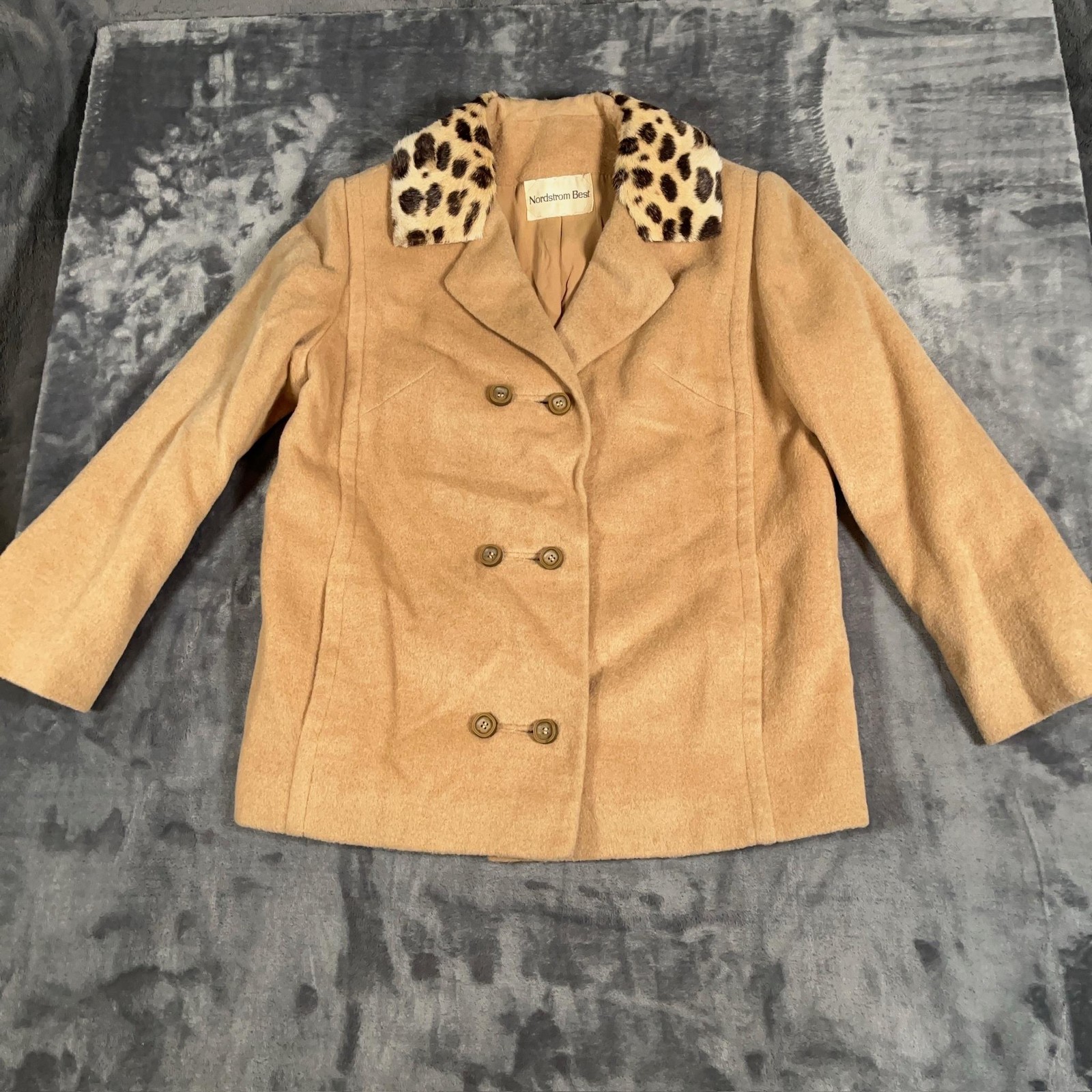True Vintage Nordstrom Coat Womens Medium Camel Hair Leopard Collar Peacoat 60s