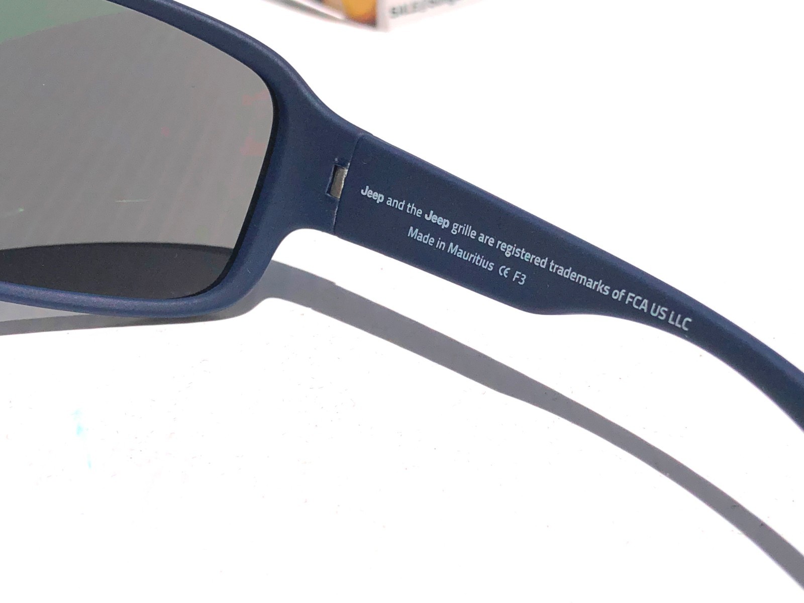 REVO VISTA Matte Blue Navy POLARIZED Grey Lens Sunglass 1186 05 GY