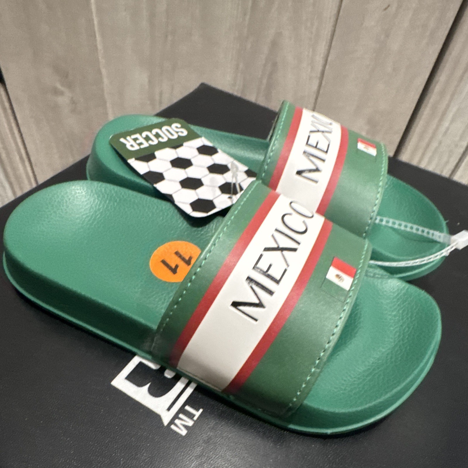 Men’s Mexico Soccer Slide Sandals Green/White/Red Slip-On US 11