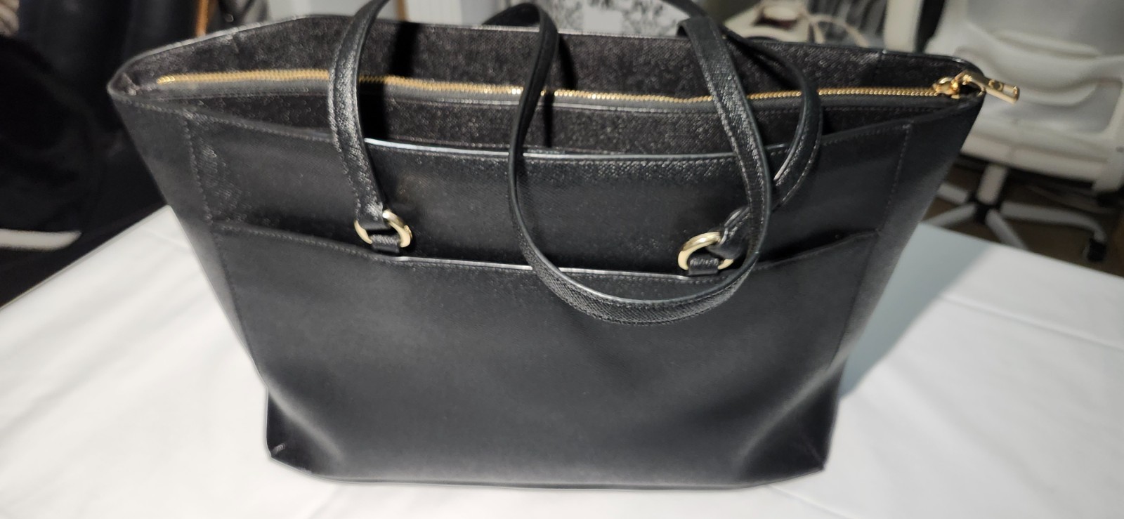 Coach Gallery Tote in Black Crossgrain Leather – Excellent Condition