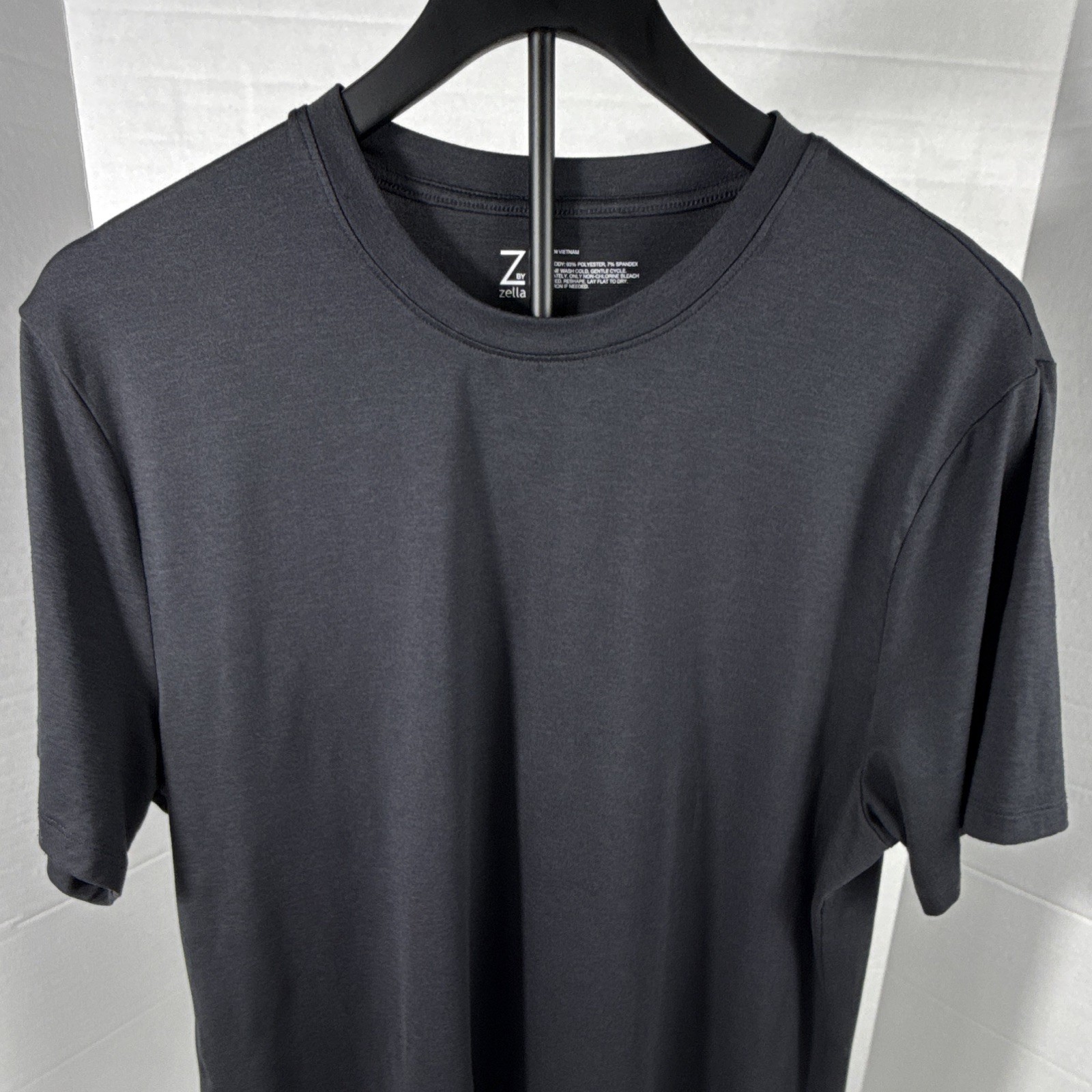 Zella Men’s Activewear T-Shirt Crew Neck Short Sleeve Stretch Dark Gray Size L