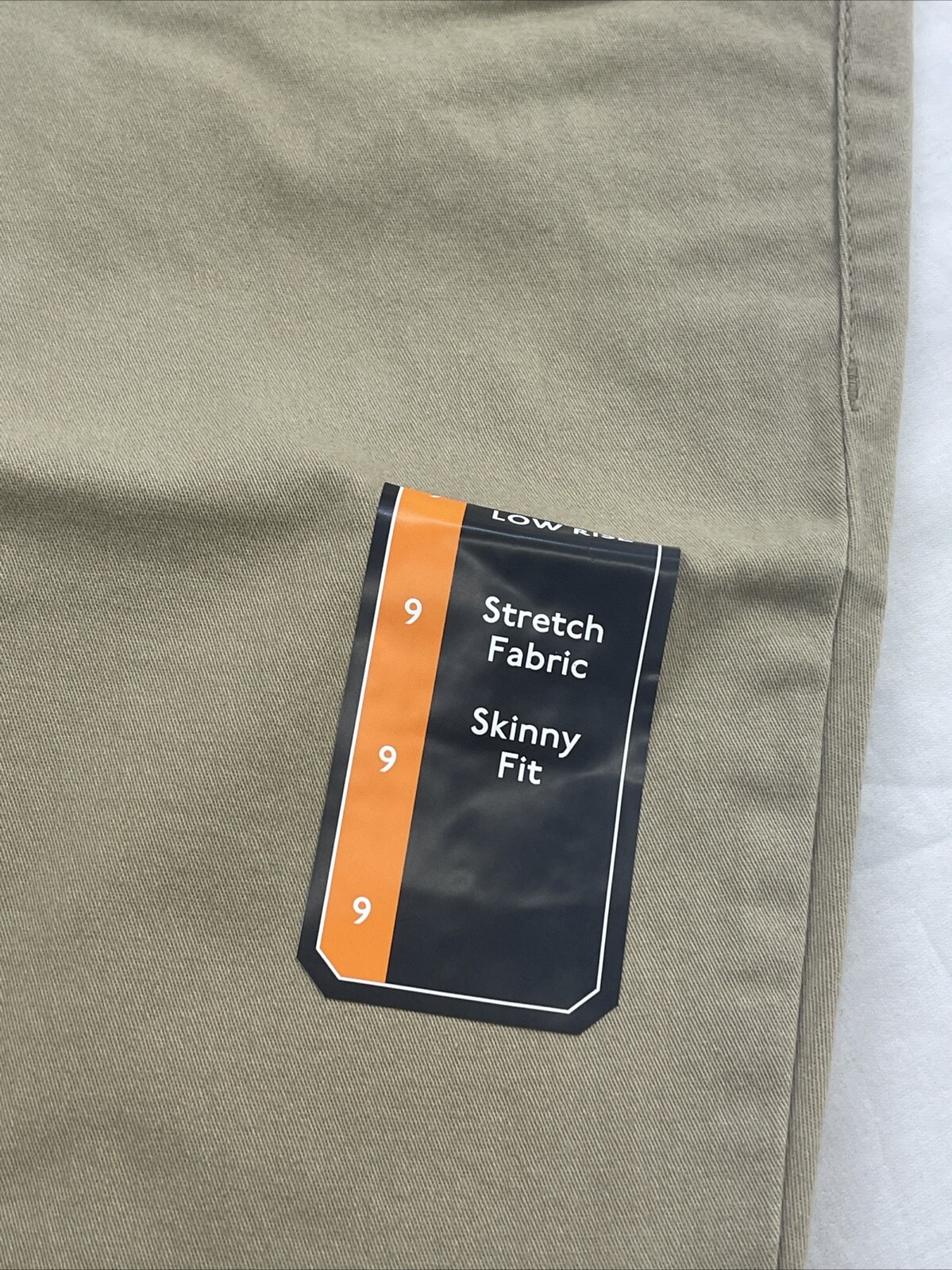 No Boundaries NoBo Juniors Skinny Low Rise Khaki Twill Stretch Jeans Size 9 New